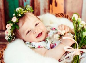 Adorable meaning in Marathi