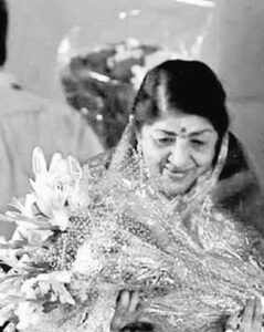 लता मंगेशकर