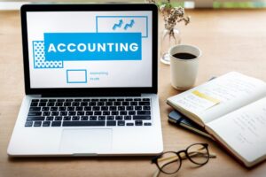 Which course and diploma best for accounting jobs in Marathi
